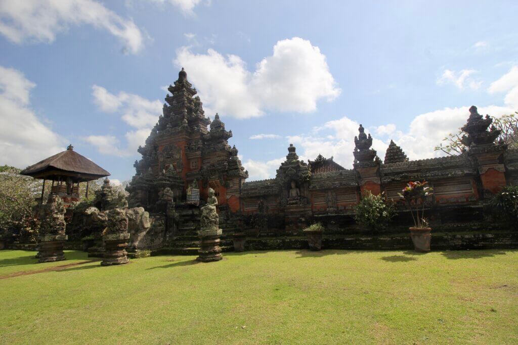Tempel Art Village